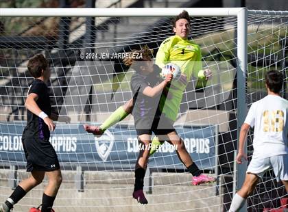 Thumbnail 3 in Holy Family vs. Jefferson Academy (CHSAA 3A Final) photogallery.