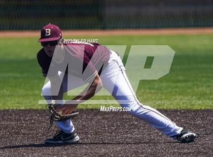 Thumbnail 2 in Danville vs. Brebeuf Jesuit Preparatory (IHSAA 3A Sectional Semi-Final) photogallery.