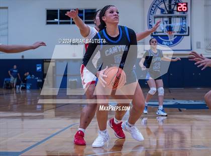 Thumbnail 1 in Kahuku vs Canyon View (Imua Invitational) photogallery.