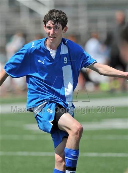 Thumbnail 3 in Poteet vs. Lindale (Class 4A, Region II finals) photogallery.