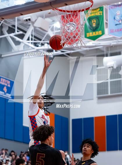 Thumbnail 2 in O'Dea @ Rainier Beach photogallery.