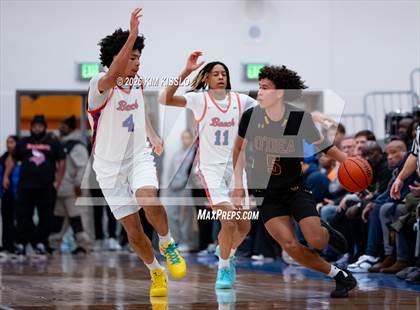 Thumbnail 2 in O'Dea @ Rainier Beach photogallery.