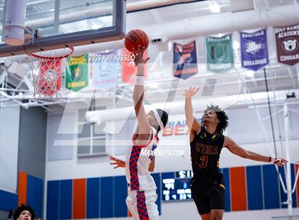 Thumbnail 3 in O'Dea @ Rainier Beach photogallery.