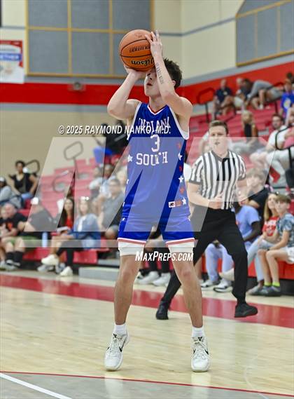 Thumbnail 2 in Indiana Futures All Star Game photogallery.