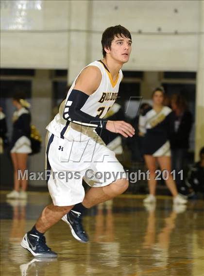 Thumbnail 1 in St. Francis vs. Gridley (G.I.B.T.) photogallery.