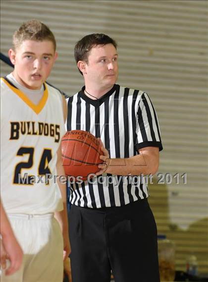 Thumbnail 1 in St. Francis vs. Gridley (G.I.B.T.) photogallery.