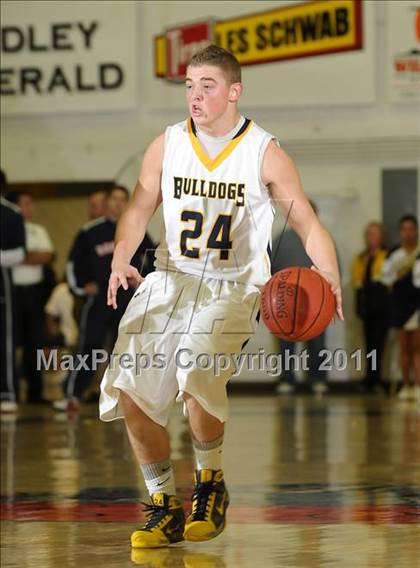 Thumbnail 1 in St. Francis vs. Gridley (G.I.B.T.) photogallery.