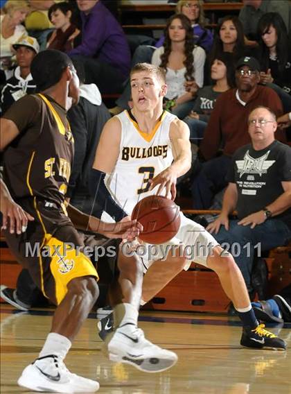 Thumbnail 1 in St. Francis vs. Gridley (G.I.B.T.) photogallery.