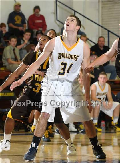 Thumbnail 1 in St. Francis vs. Gridley (G.I.B.T.) photogallery.