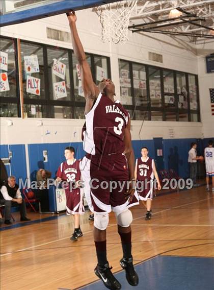 Thumbnail 1 in Valhalla @ Blind Brook photogallery.