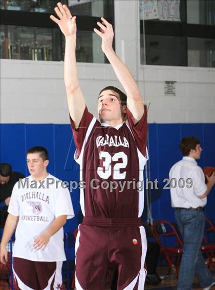 Thumbnail 1 in Valhalla @ Blind Brook photogallery.