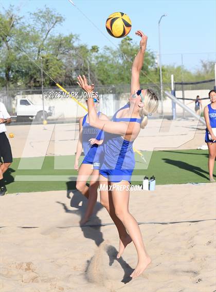 Thumbnail 3 in Willow Canyon @ Xavier College Prep (AIA D1 Round 1 Playoff) photogallery.