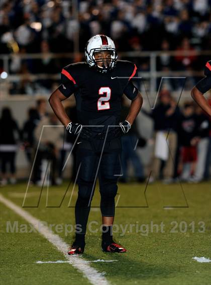 Thumbnail 2 in Allen vs Lake Highlands (UIL 5A Bi-District Playoff) photogallery.