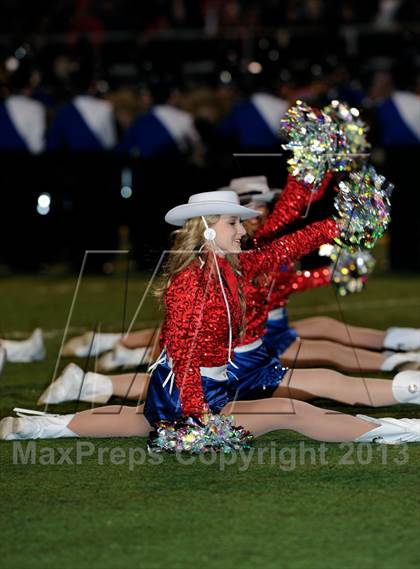 Thumbnail 2 in Allen vs Lake Highlands (UIL 5A Bi-District Playoff) photogallery.