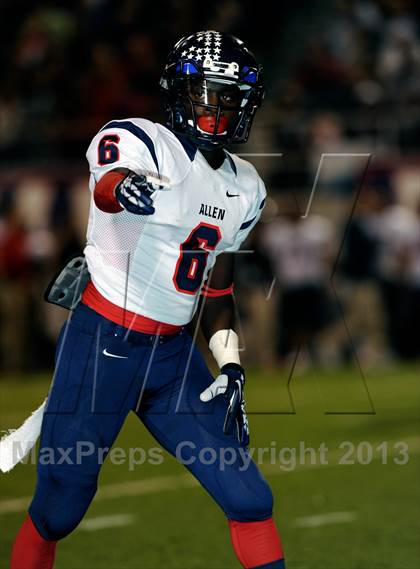 Thumbnail 3 in Allen vs Lake Highlands (UIL 5A Bi-District Playoff) photogallery.