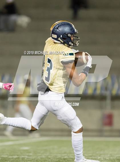 Thumbnail 3 in Bonita Vista vs. Otay Ranch photogallery.