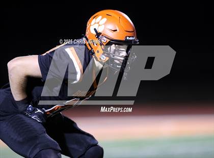 Thumbnail 3 in Rochester vs Waterloo (IHSA 5A Second Round) photogallery.