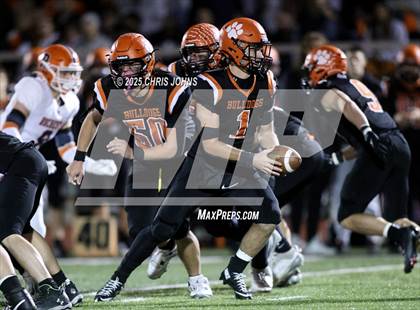 Thumbnail 3 in Rochester vs Waterloo (IHSA 5A Second Round) photogallery.