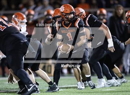 Thumbnail 2 in Rochester vs Waterloo (IHSA 5A Second Round) photogallery.
