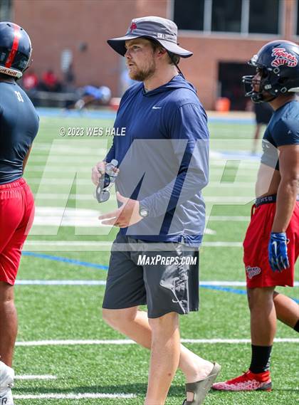Thumbnail 2 in Hot Springs vs South Panola (U of Memphis 7v7) photogallery.