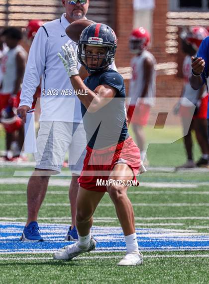 Thumbnail 2 in Hot Springs vs South Panola (U of Memphis 7v7) photogallery.