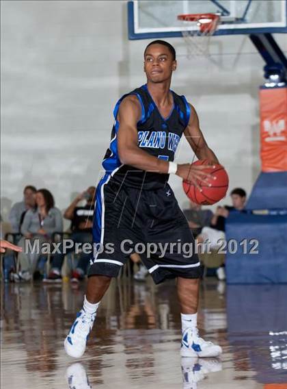 Thumbnail 2 in Plano West vs. Richland (Whataburger Tournament) photogallery.