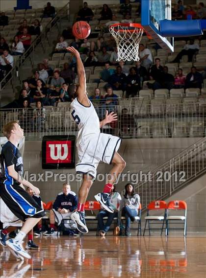 Thumbnail 2 in Plano West vs. Richland (Whataburger Tournament) photogallery.