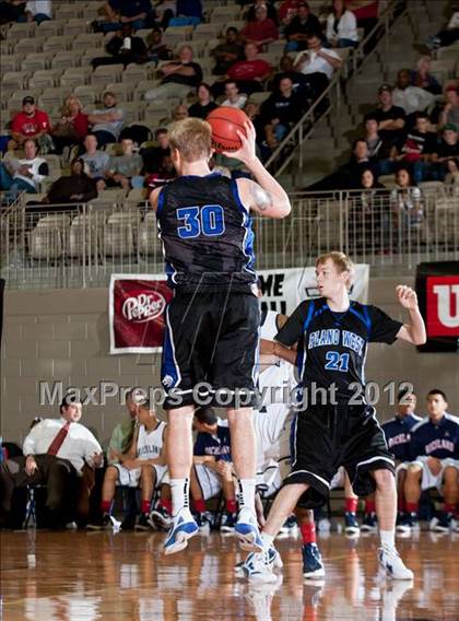 Thumbnail 1 in Plano West vs. Richland (Whataburger Tournament) photogallery.