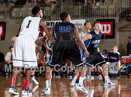 Thumbnail 1 in Plano West vs. Richland (Whataburger Tournament) photogallery.