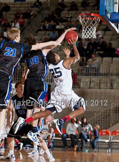 Thumbnail 3 in Plano West vs. Richland (Whataburger Tournament) photogallery.