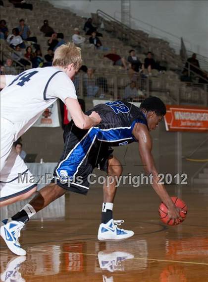 Thumbnail 1 in Plano West vs. Richland (Whataburger Tournament) photogallery.