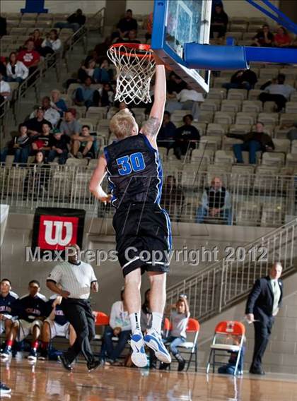 Thumbnail 2 in Plano West vs. Richland (Whataburger Tournament) photogallery.
