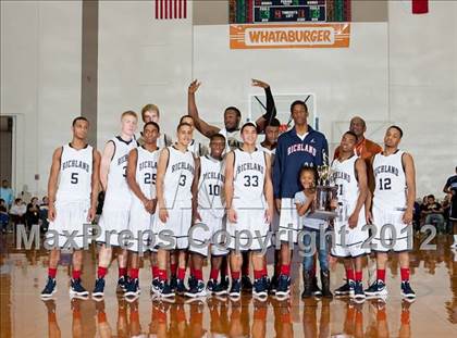 Thumbnail 2 in Plano West vs. Richland (Whataburger Tournament) photogallery.