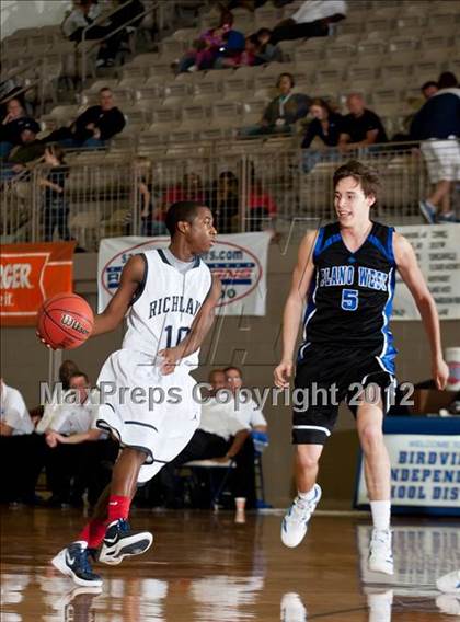 Thumbnail 1 in Plano West vs. Richland (Whataburger Tournament) photogallery.