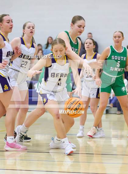Thumbnail 2 in Summit Academy vs. South Summit (South Mountain Holiday Classic) photogallery.