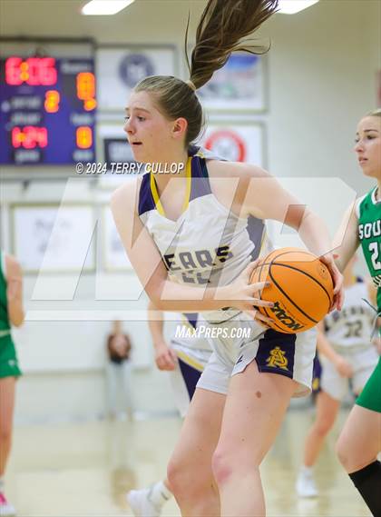 Thumbnail 1 in Summit Academy vs. South Summit (South Mountain Holiday Classic) photogallery.