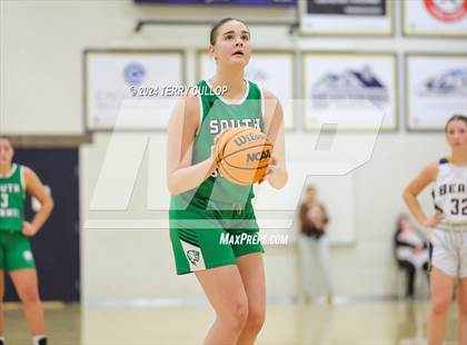 Thumbnail 1 in Summit Academy vs. South Summit (South Mountain Holiday Classic) photogallery.