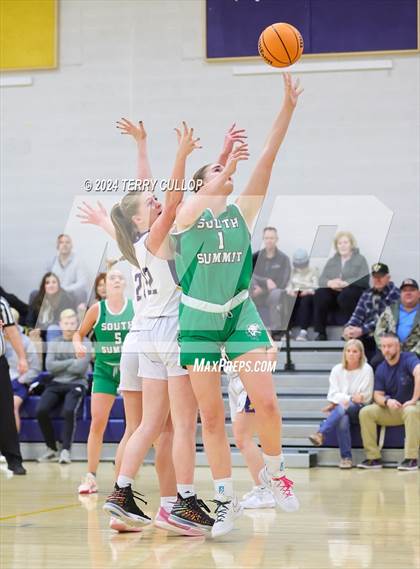 Thumbnail 3 in Summit Academy vs. South Summit (South Mountain Holiday Classic) photogallery.