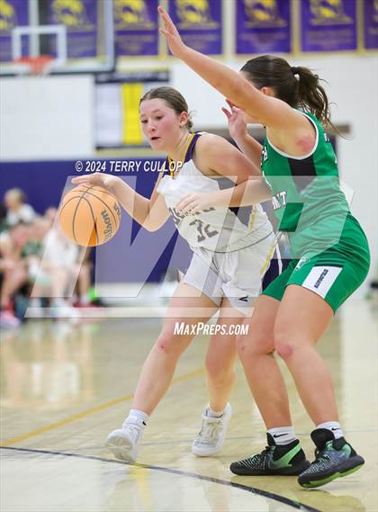 Thumbnail 3 in Summit Academy vs. South Summit (South Mountain Holiday Classic) photogallery.