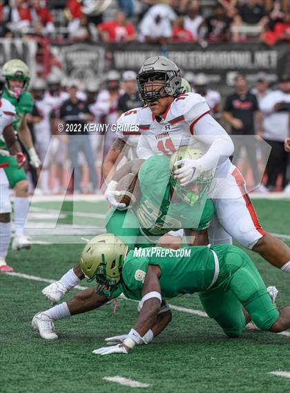 Thumbnail 3 in Thompson vs. Buford photogallery.