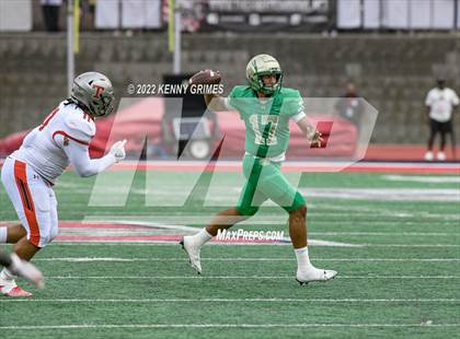 Thumbnail 3 in Thompson vs. Buford photogallery.