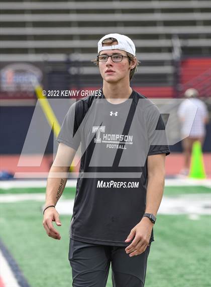 Thumbnail 2 in Thompson vs. Buford photogallery.