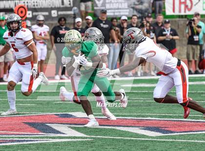 Thumbnail 2 in Thompson vs. Buford photogallery.