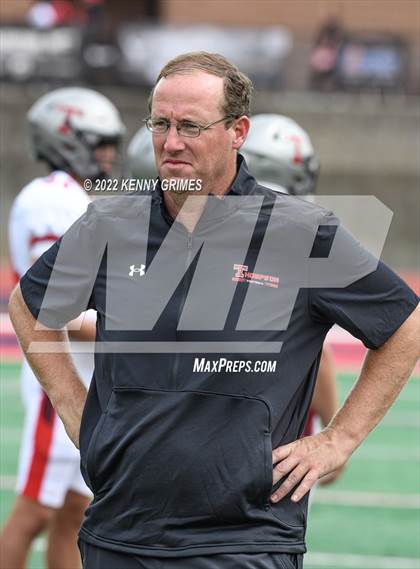 Thumbnail 3 in Thompson vs. Buford photogallery.
