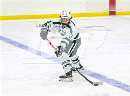 Thumbnail 1 in Frederick Gunn vs. New Hampton School (Exeter Invitational) photogallery.