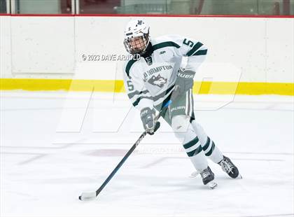 Thumbnail 2 in Frederick Gunn vs. New Hampton School (Exeter Invitational) photogallery.