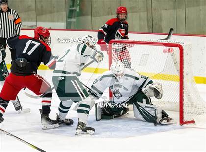 Thumbnail 3 in Frederick Gunn vs. New Hampton School (Exeter Invitational) photogallery.