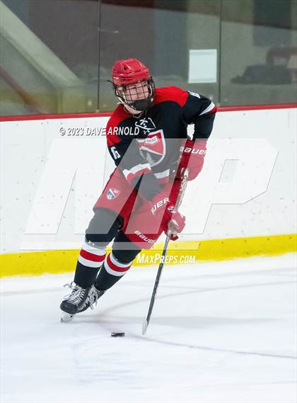 Thumbnail 3 in Frederick Gunn vs. New Hampton School (Exeter Invitational) photogallery.