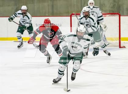 Thumbnail 3 in Frederick Gunn vs. New Hampton School (Exeter Invitational) photogallery.