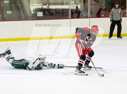 Thumbnail 1 in Frederick Gunn vs. New Hampton School (Exeter Invitational) photogallery.